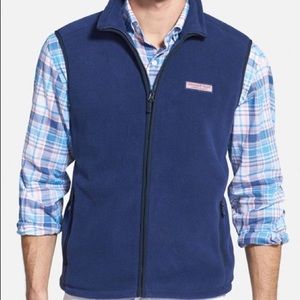 Vineyard Vines navy blue fleece vest
